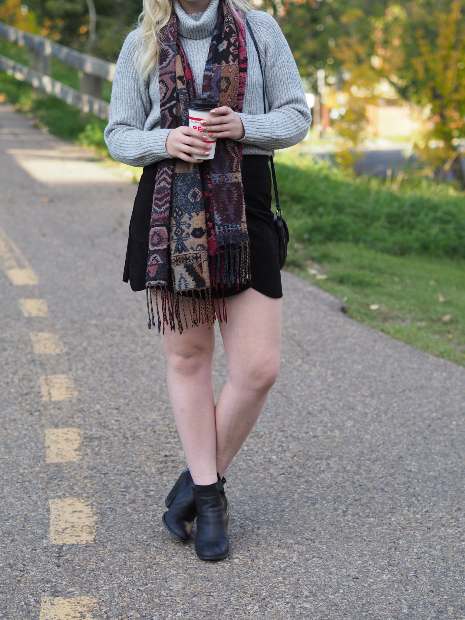Day 3: Button Up Skirt and Turtleneck Strung in Gold {American Eagle skirt, Aritzia Turtleneck and Scarf, Aldo Booties}