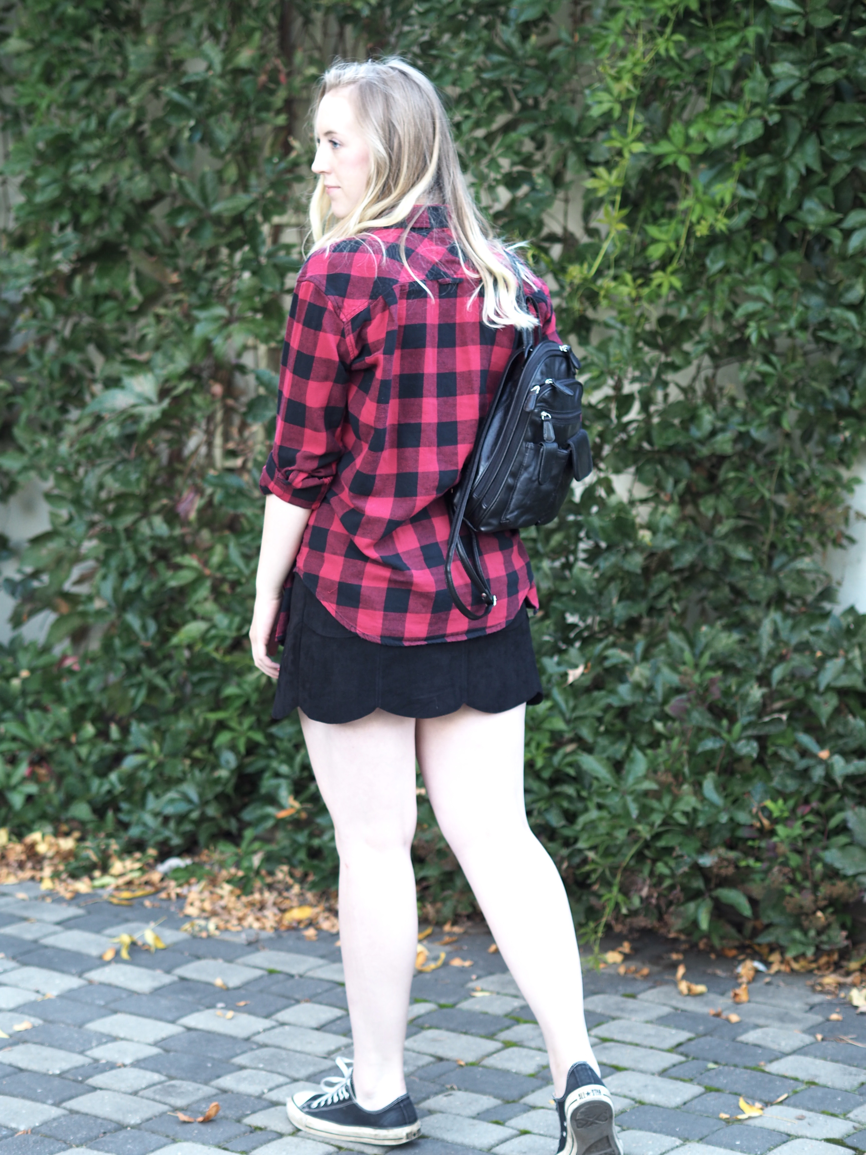 Day 2 Button Up Skirt and Plaid Shirt {American Eagle Skirt and Tank, Aritzia Plaid, Converse, Thrifted Backpack}