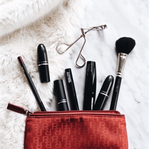 mac-cosmetics-makeup-lesson-strungingold-lipstick-collection